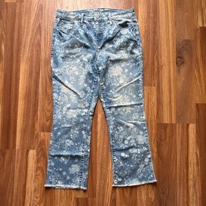 Seven7 kick crop flare floral jeans